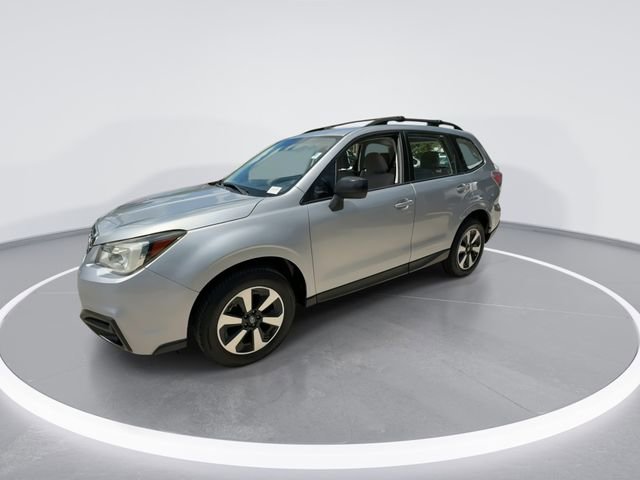 Used 2017 Subaru Forester 2.5i w/ Alloy Wheel Package AWD/4WD image 4