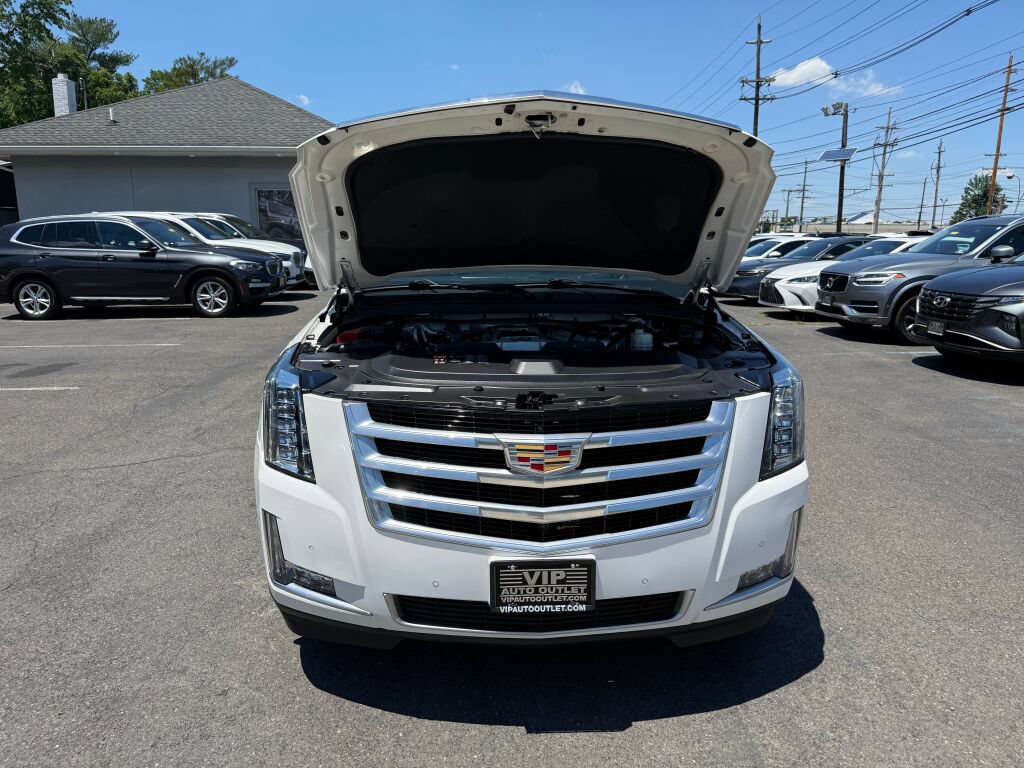 Used 2016 Cadillac Escalade ESV Luxury AWD/4WD image 40