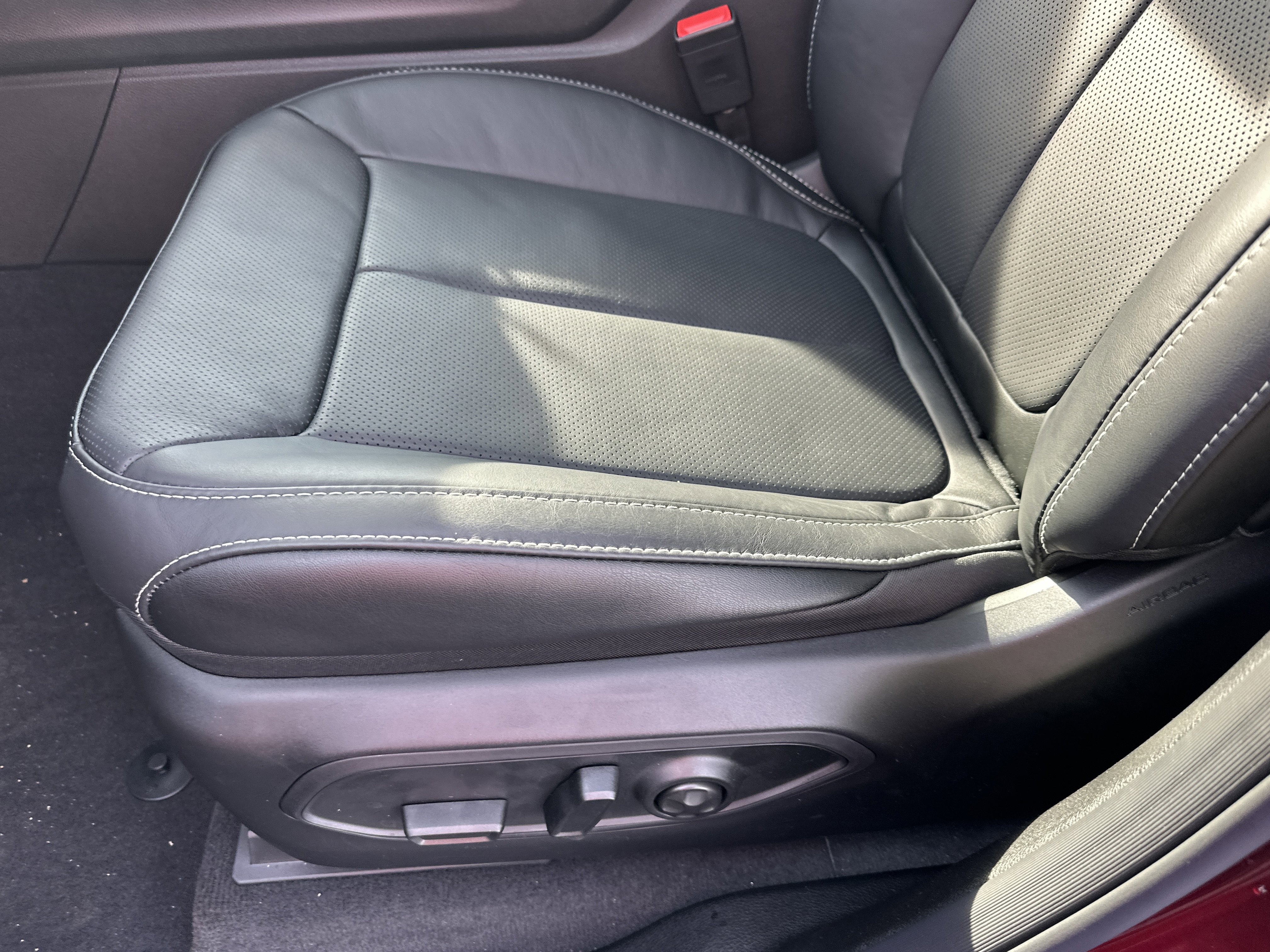 New 2026 Jeep Grand Cherokee Limited Reserve image 26