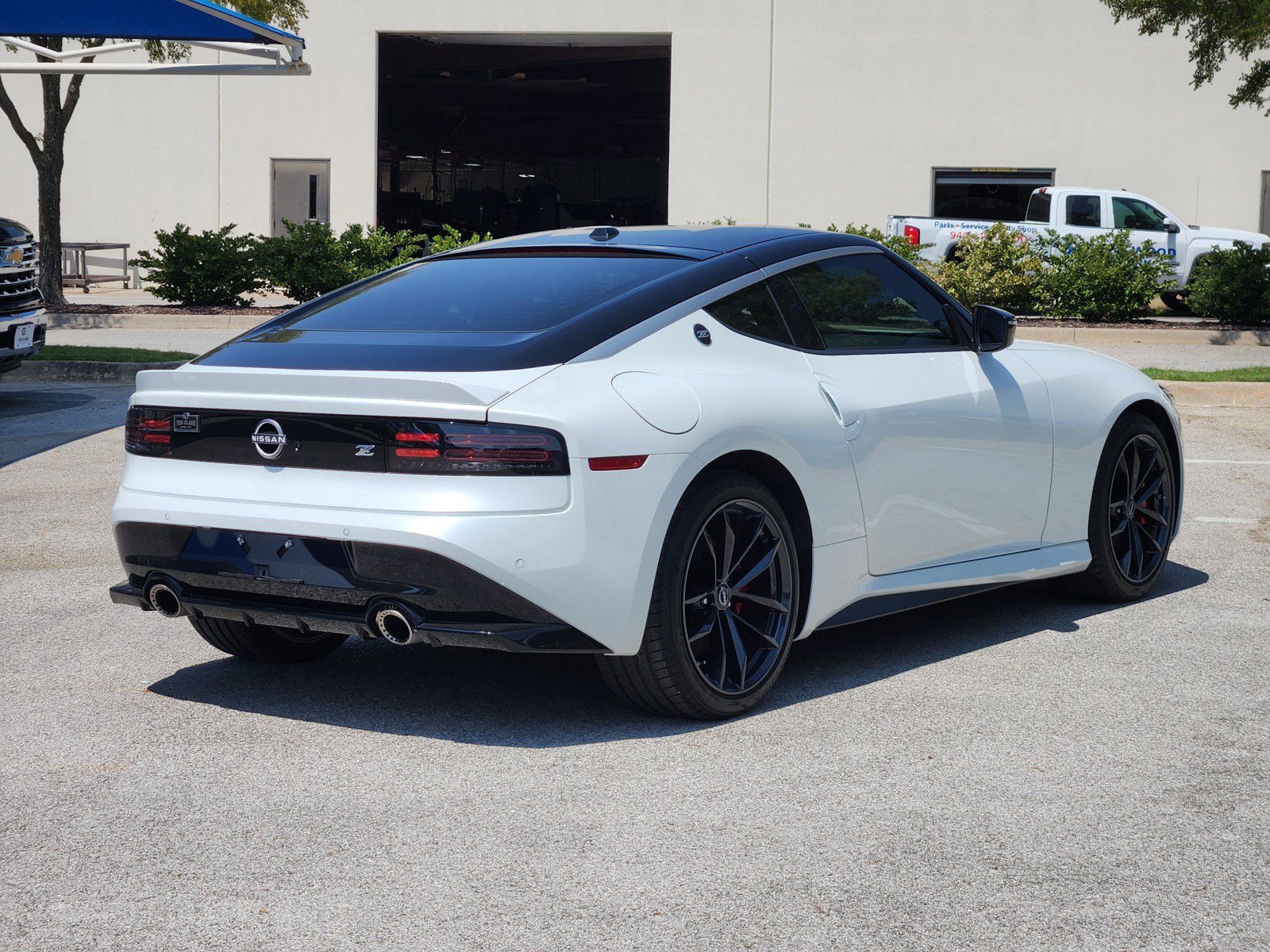 Used 2024 Nissan Z Performance w/ Floor Mat Package RWD image 5