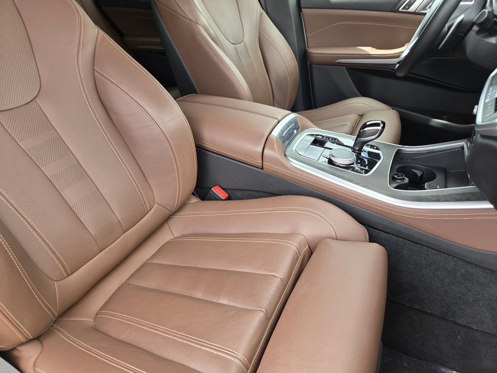 Used 2022 BMW X5 xDrive40i w/ Premium Package image 15
