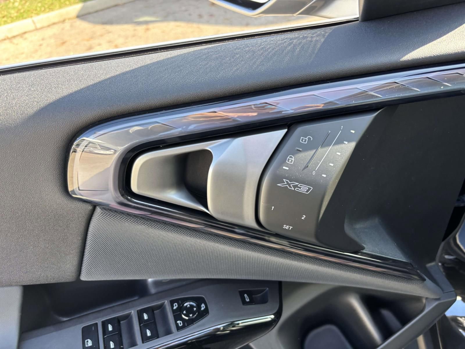 New 2026 BMW X3 xDrive30 w/ Premium Package image 12