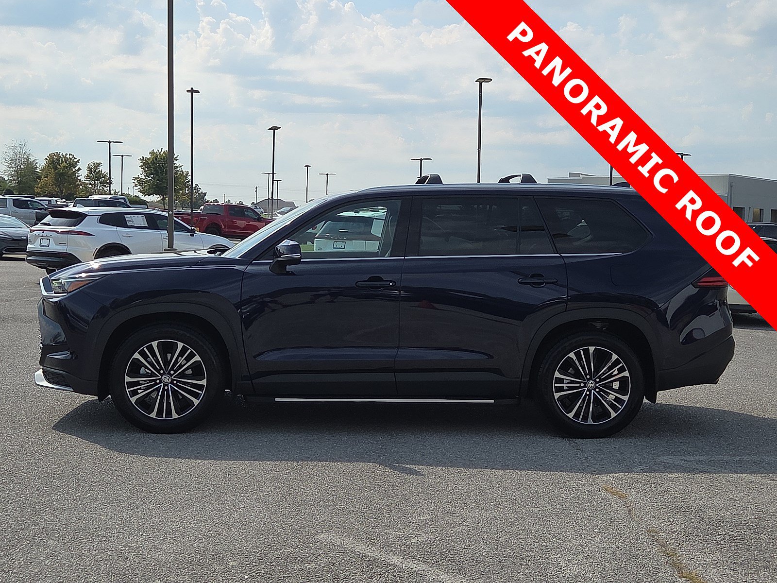 Used 2026 Toyota Grand Highlander AWD Hybrid image 3