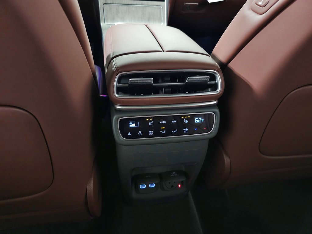 New 2025 Genesis GV80 3.5T Prestige image 34