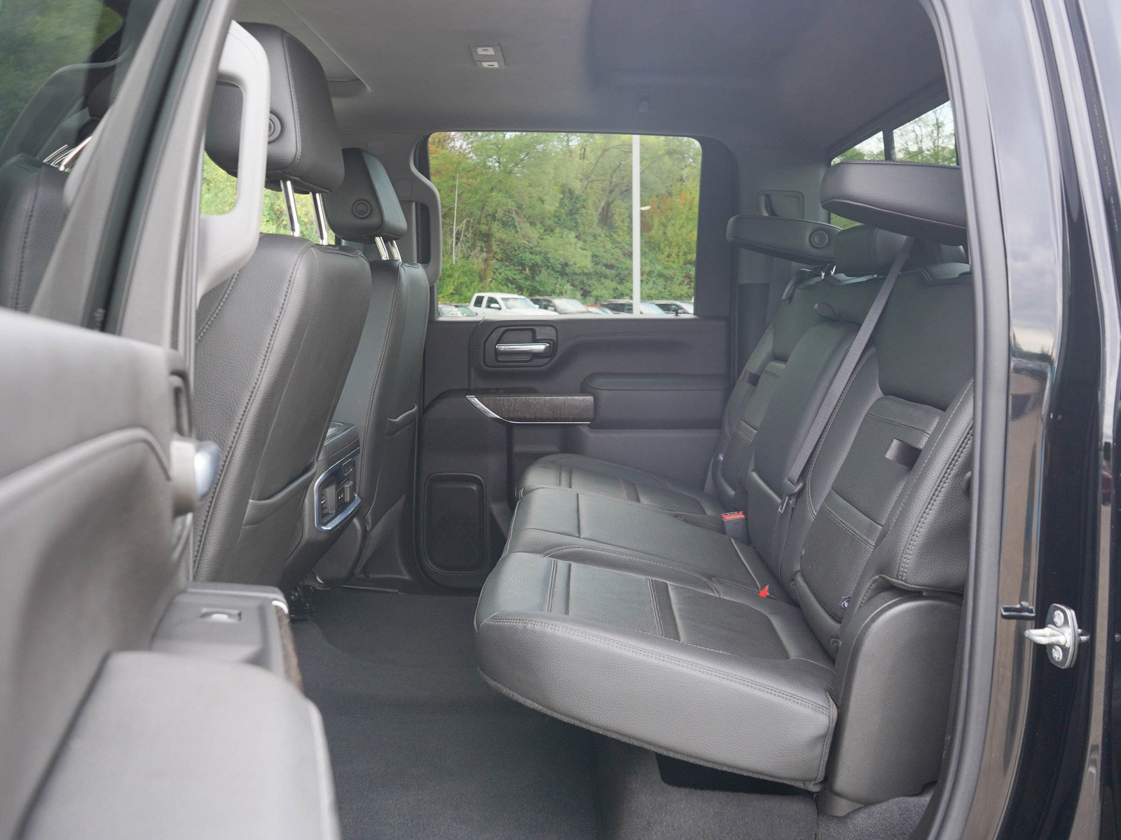 Used 2020 GMC Sierra 2500 Denali w/ Denali Ultimate Package AWD/4WD image 16