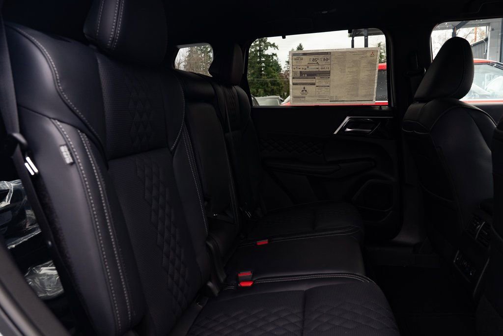 New 2025 Mitsubishi Outlander SEL Black Edition AWD/4WD image 22