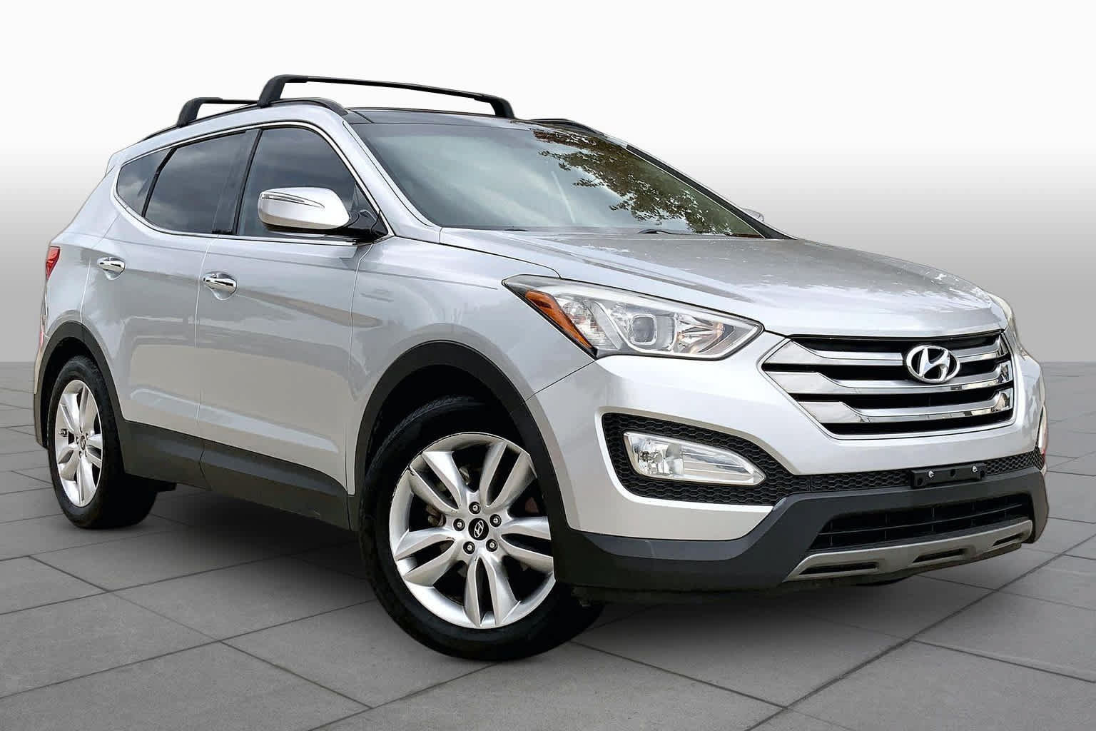 Used 2016 Hyundai Santa Fe Sport 2.0T w/ Option Group 05 FWD image 3