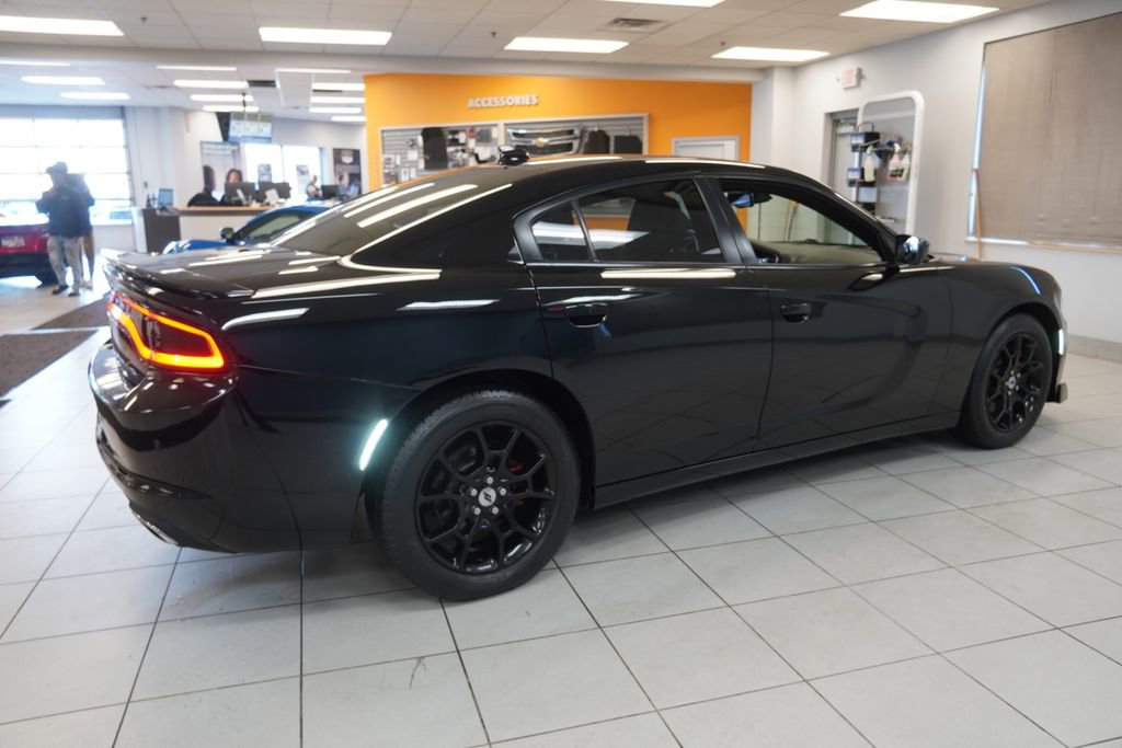 Used 2017 Dodge Charger SXT w/ AWD Plus Group image 13