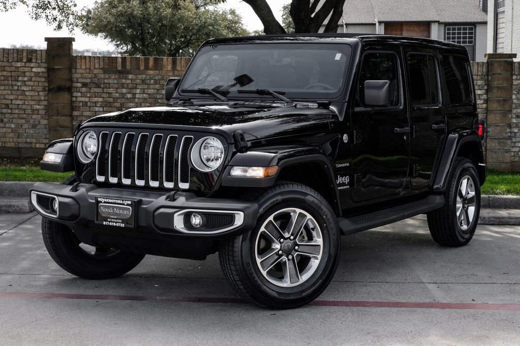 Used 2023 Jeep Wrangler Sahara w/ Cold Weather Group image 12