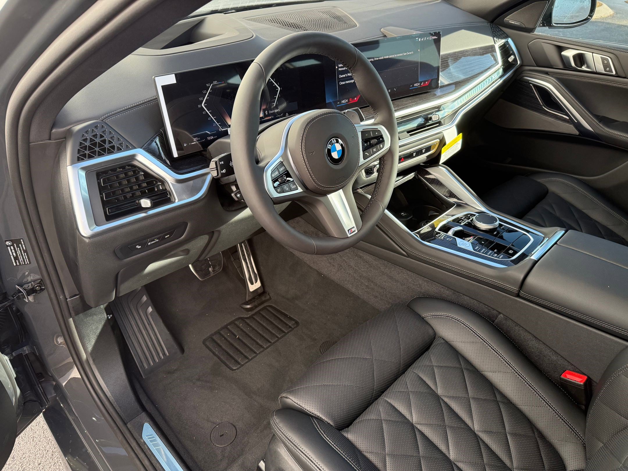 New 2026 BMW X6 xDrive40i image 4