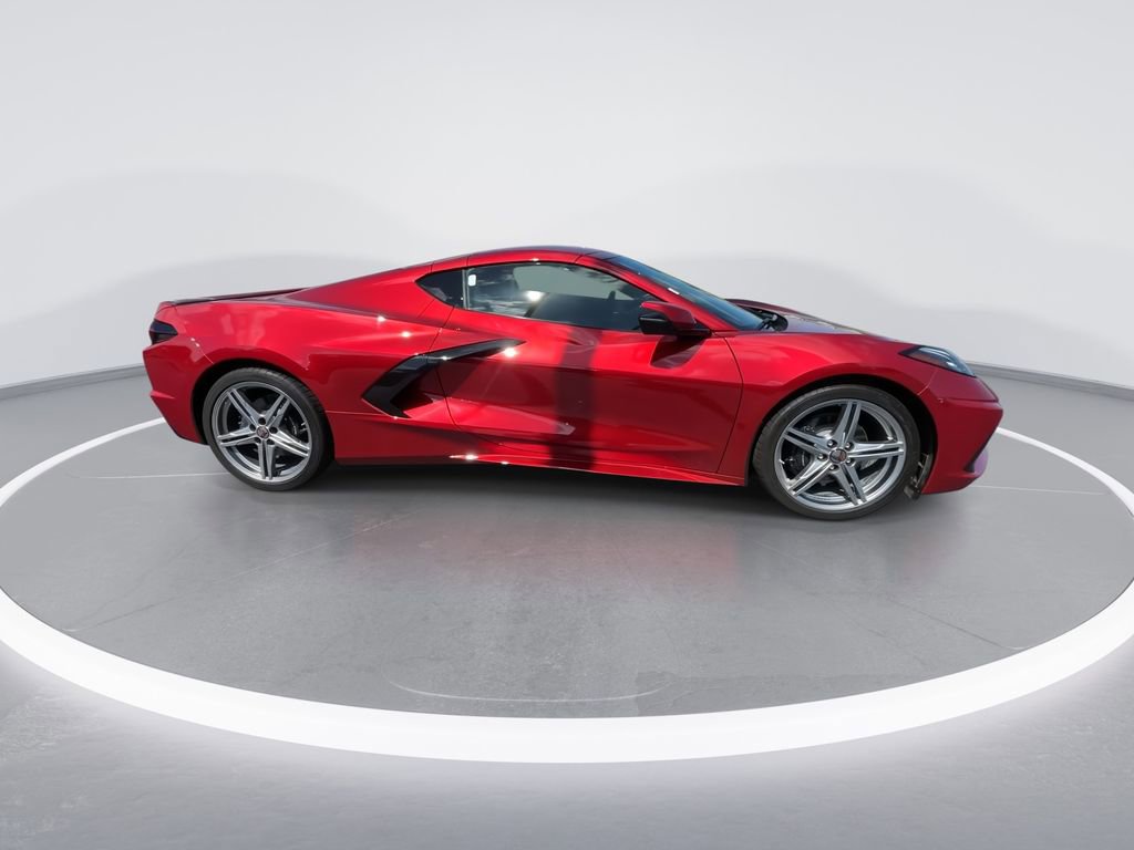 Used 2026 Chevrolet Corvette Stingray Coupe RWD image 9
