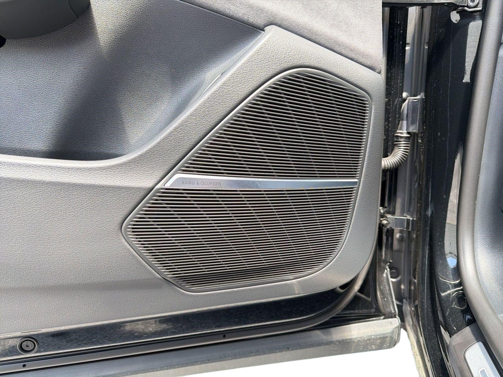 New 2026 Audi SQ8 Prestige AWD/4WD image 19