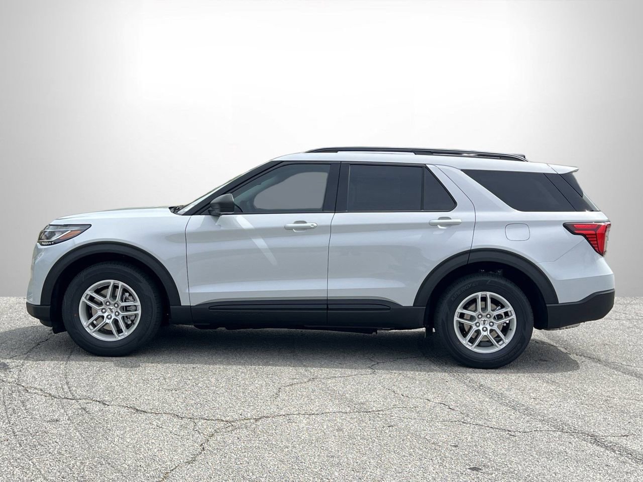 New 2026 Ford Explorer Active image 22