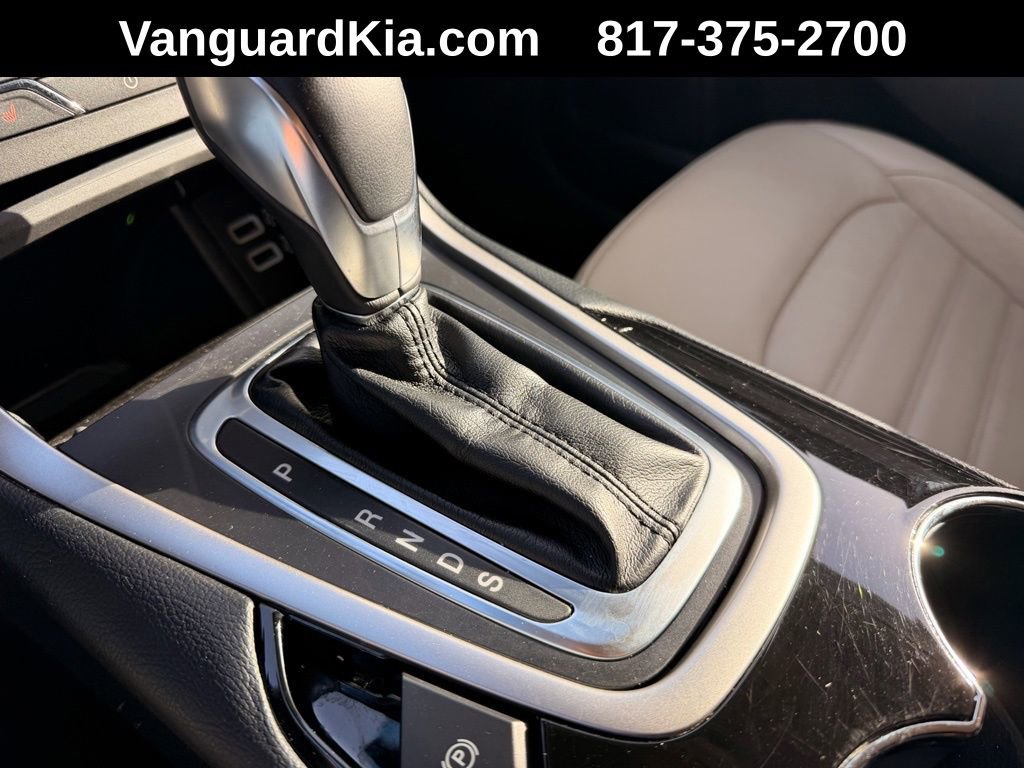 Used 2016 Ford Edge SEL w/ Equipment Group 201A image 22