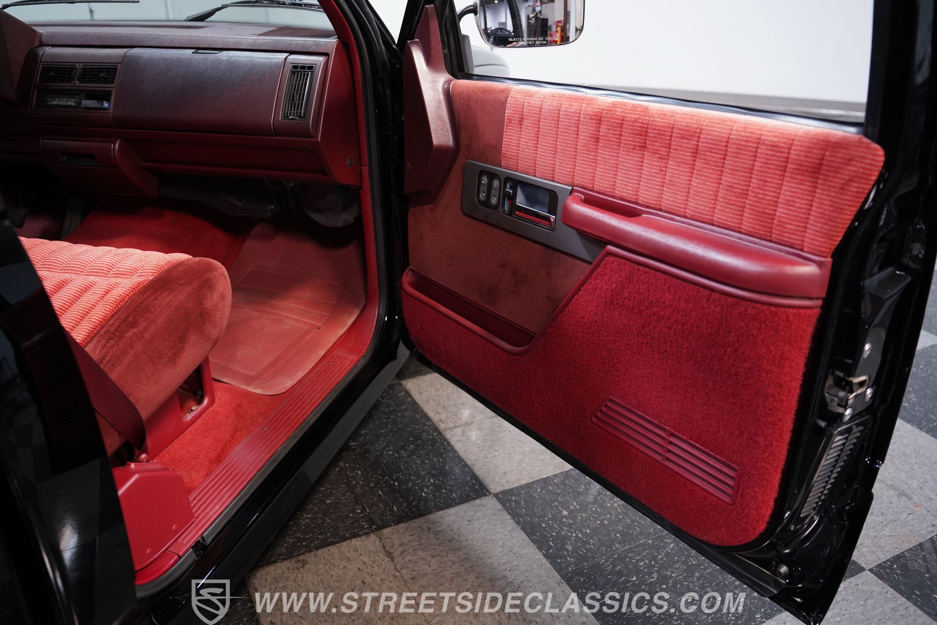 Used 1994 Chevrolet Silverado 1500 2WD Regular Cab image 39
