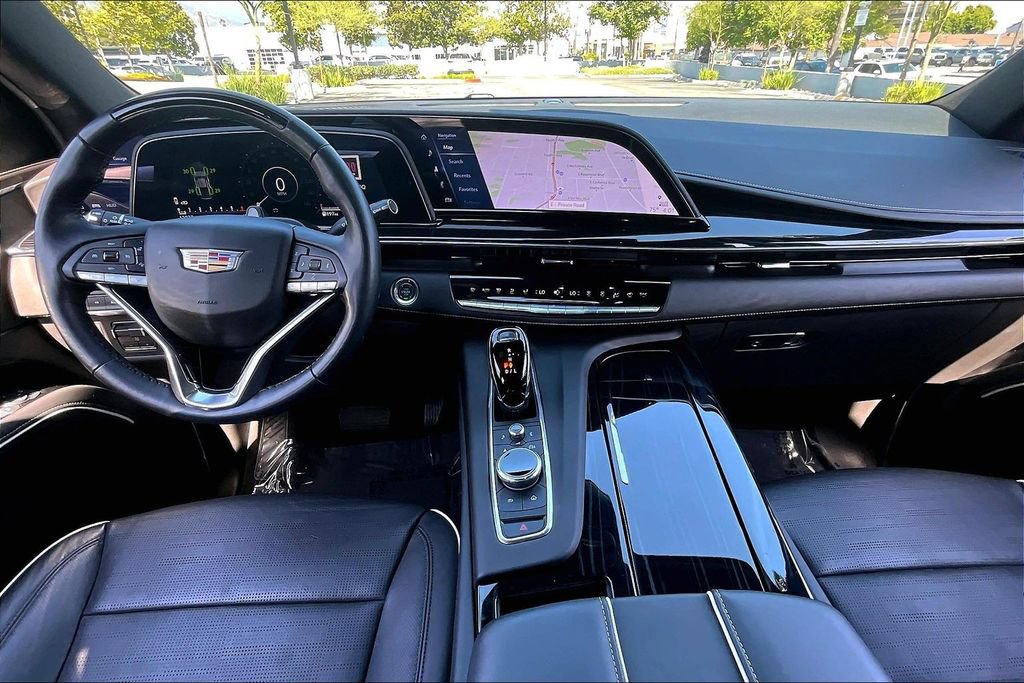 Used 2024 Cadillac Escalade Sport w/ LPO, ONYX Package AWD/4WD image 14