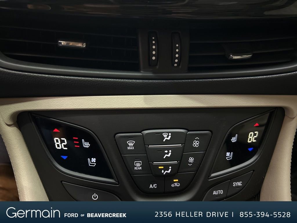 Used 2017 Buick Envision Premium w/ Driver Confidence Package image 32