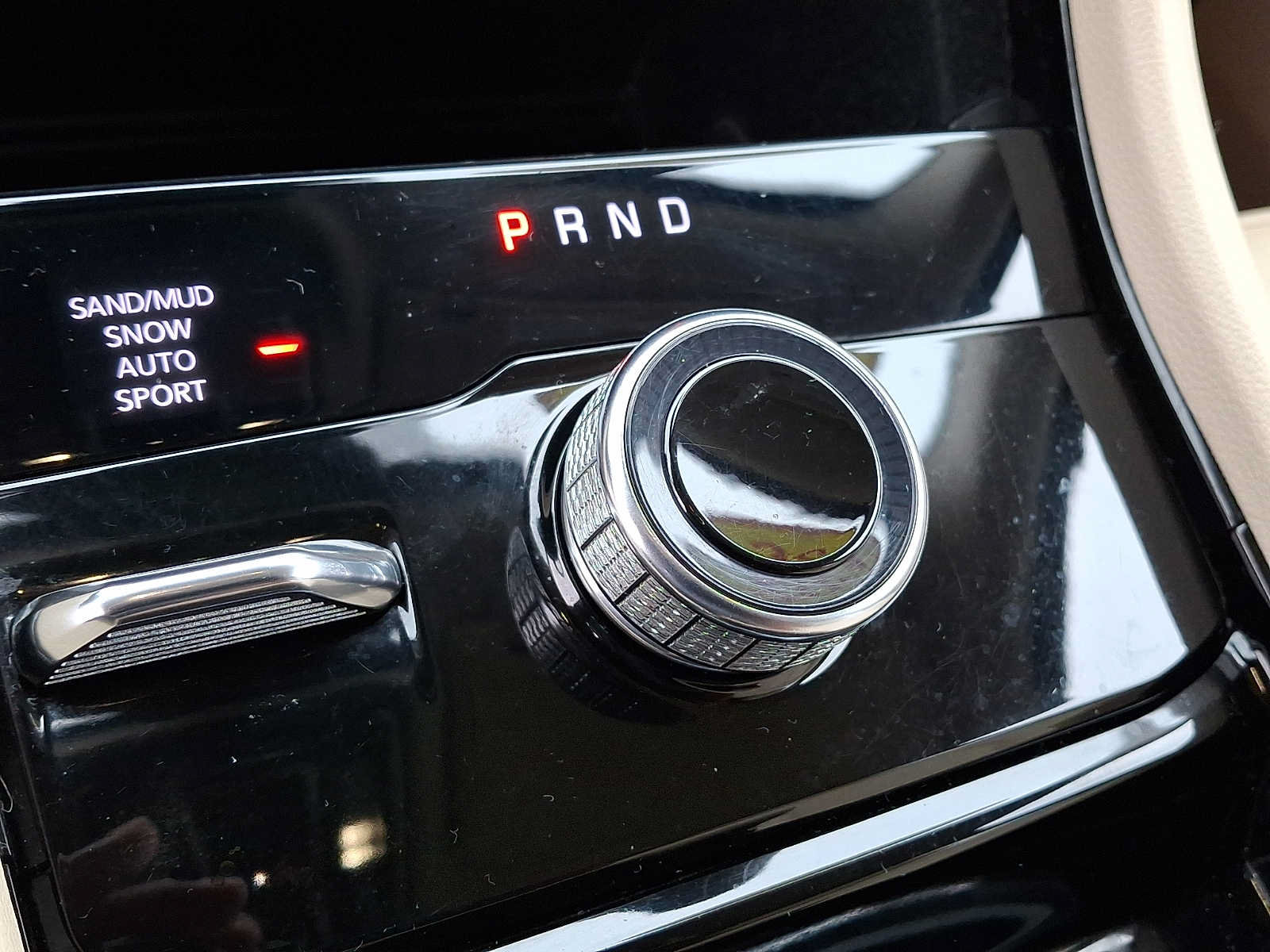 Used 2021 Jeep Grand Cherokee L Limited AWD/4WD image 18