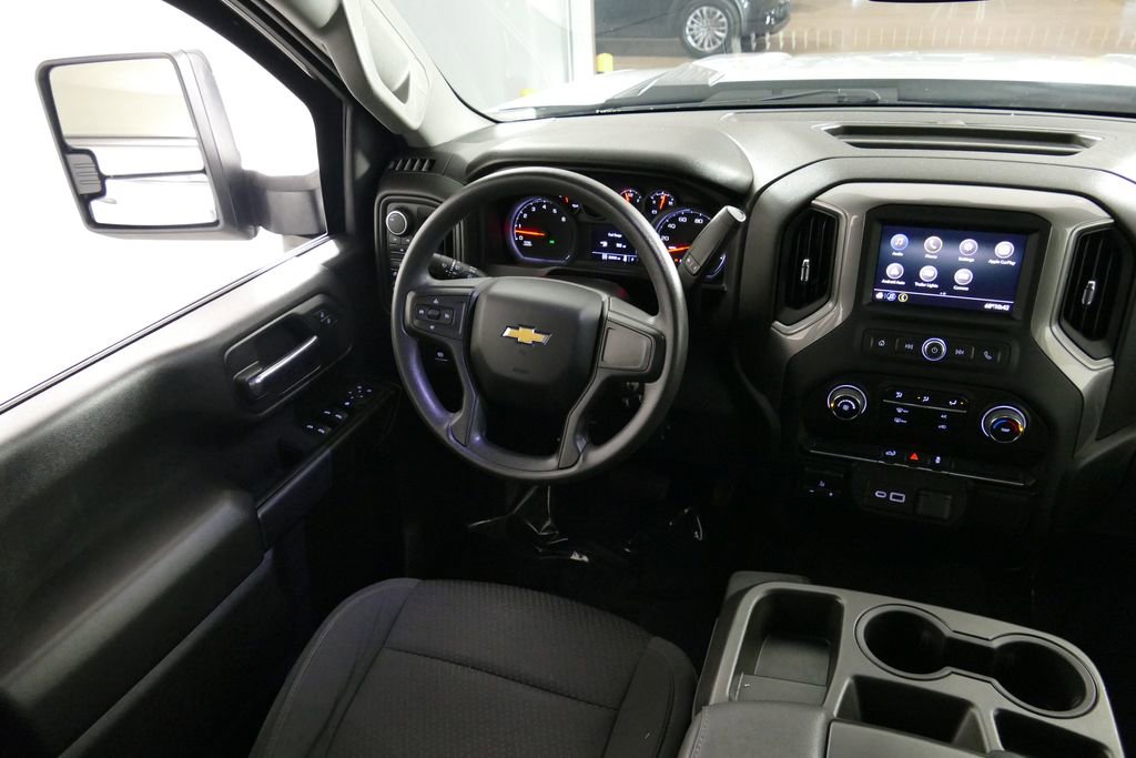 Used 2023 Chevrolet Silverado 2500 Custom w/ Custom Convenience Package image 7
