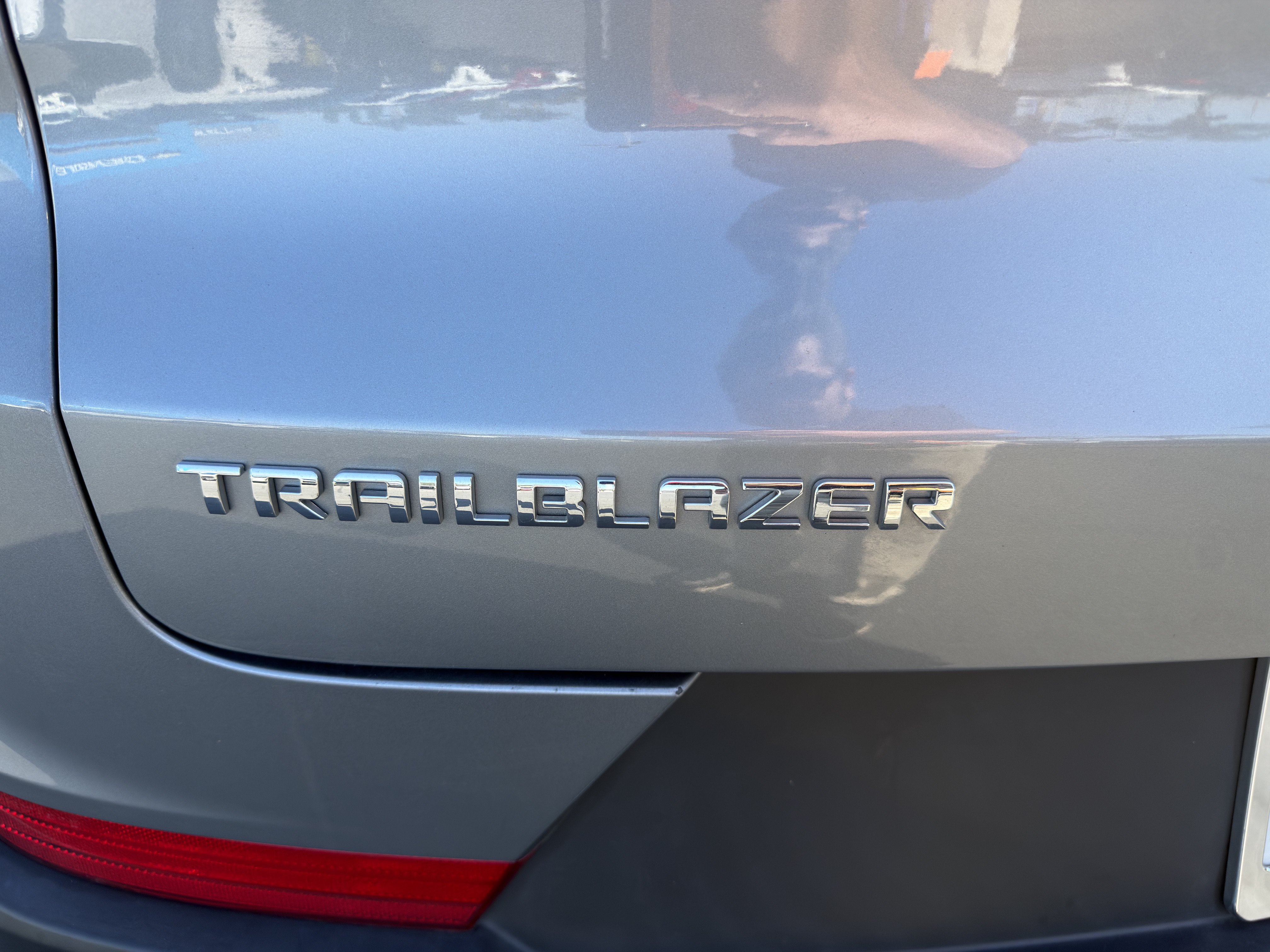 Used 2023 Chevrolet TrailBlazer LT FWD image 36