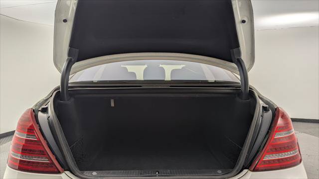 Used 2010 Mercedes-Benz S 550 image 16