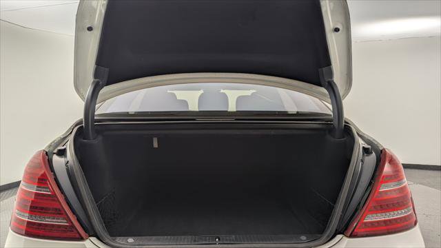 Used 2010 Mercedes-Benz S 550 image 16