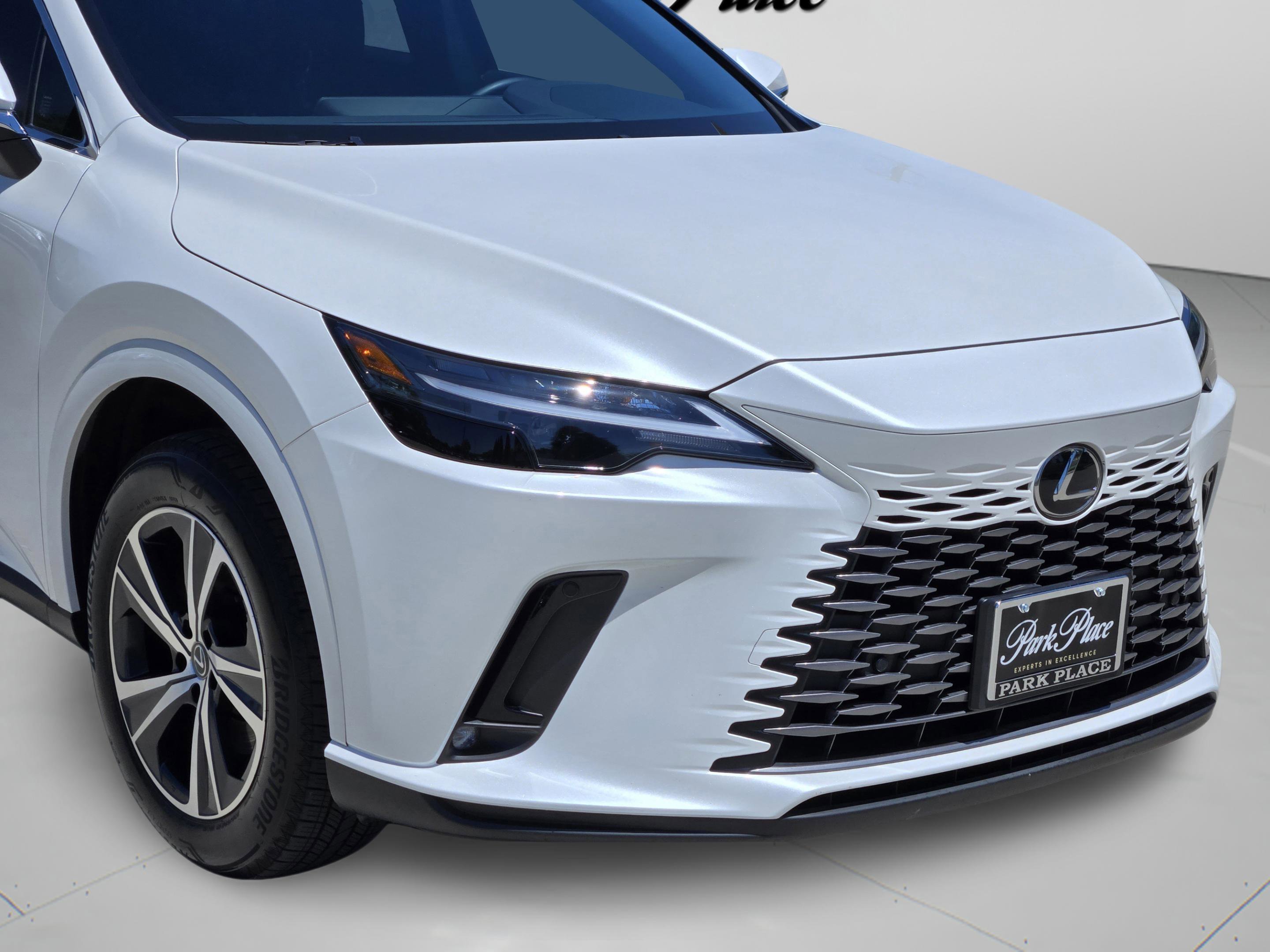 Used 2024 Lexus RX 350 Premium w/ Cold Area Package FWD image 31