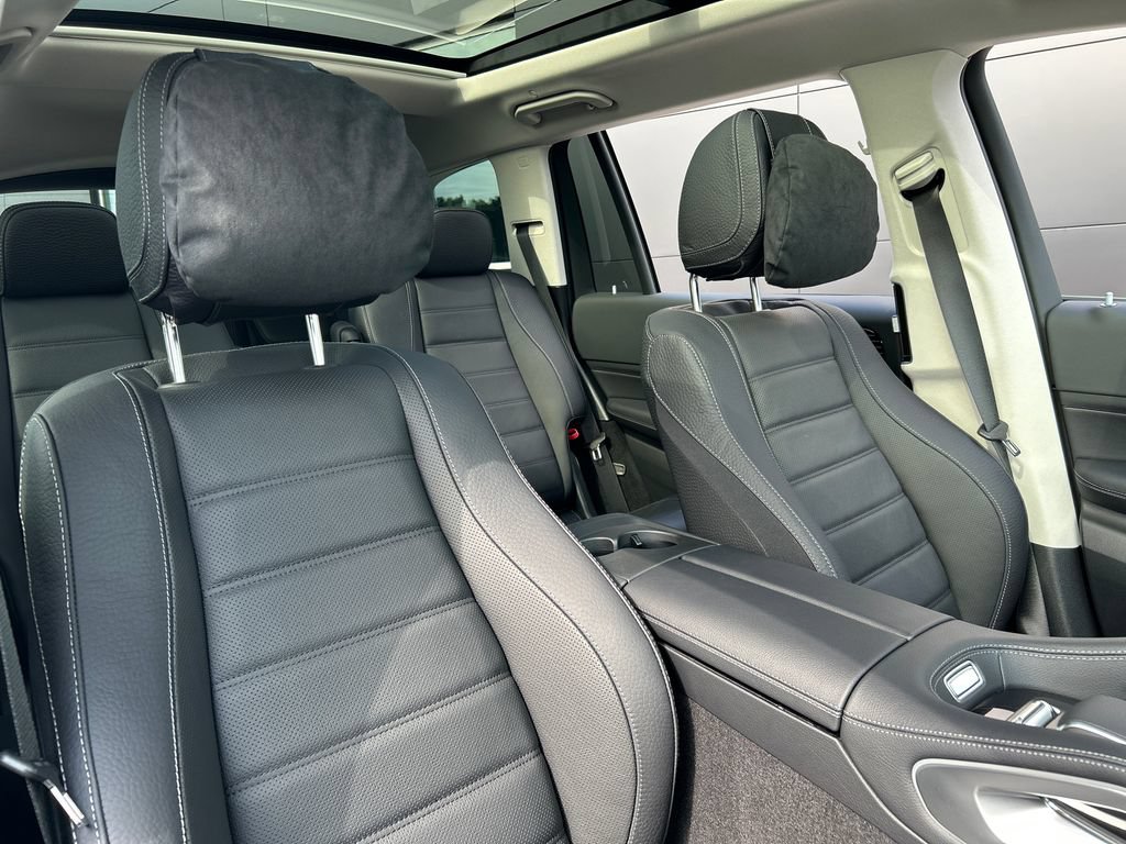 New 2026 Mercedes-Benz GLS 450 4MATIC image 29