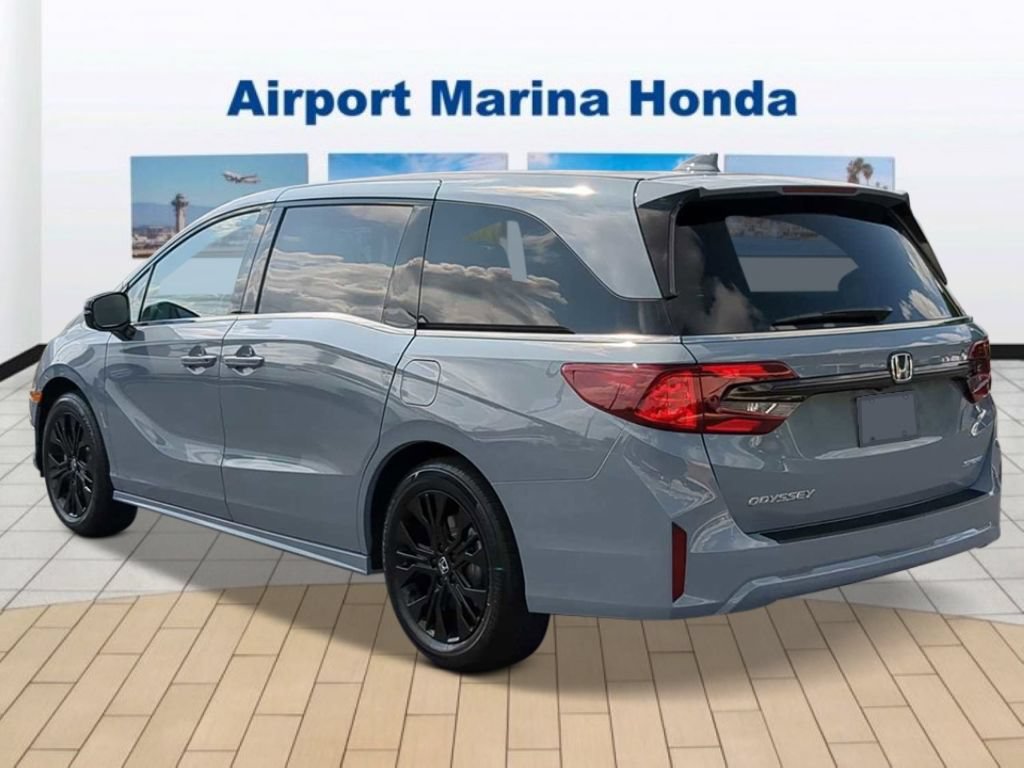 New 2026 Honda Odyssey Sport-L video 3