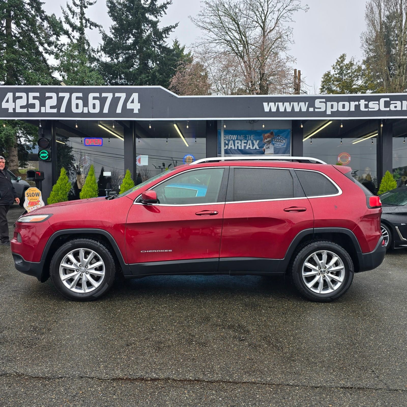 Used 2016 Jeep Cherokee Limited image 7