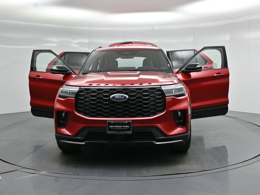 New 2026 Ford Explorer ST-Line w/ ST-Line Street Pack RWD image 33