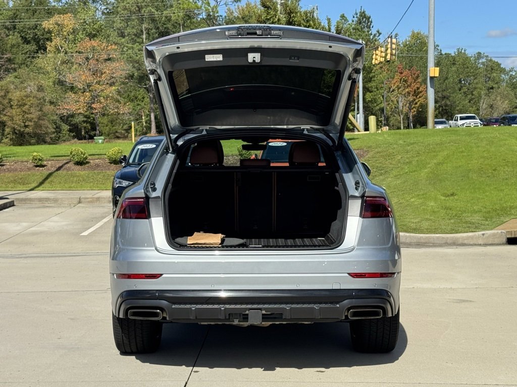 Used 2025 Audi Q8 Premium Plus image 16