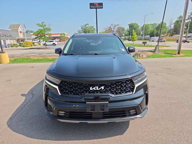 Used 2022 Kia Sorento EX AWD/4WD image 3