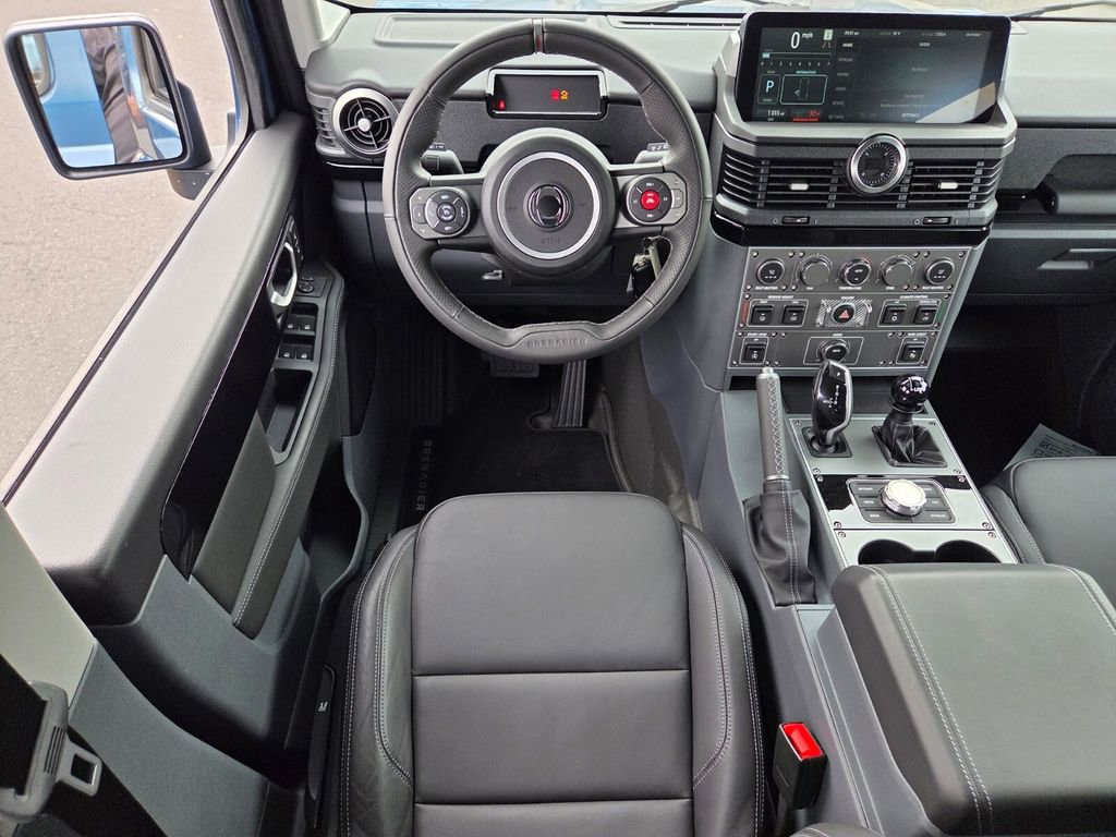 Used 2025 INEOS Grenadier Fieldmaster Edition image 13