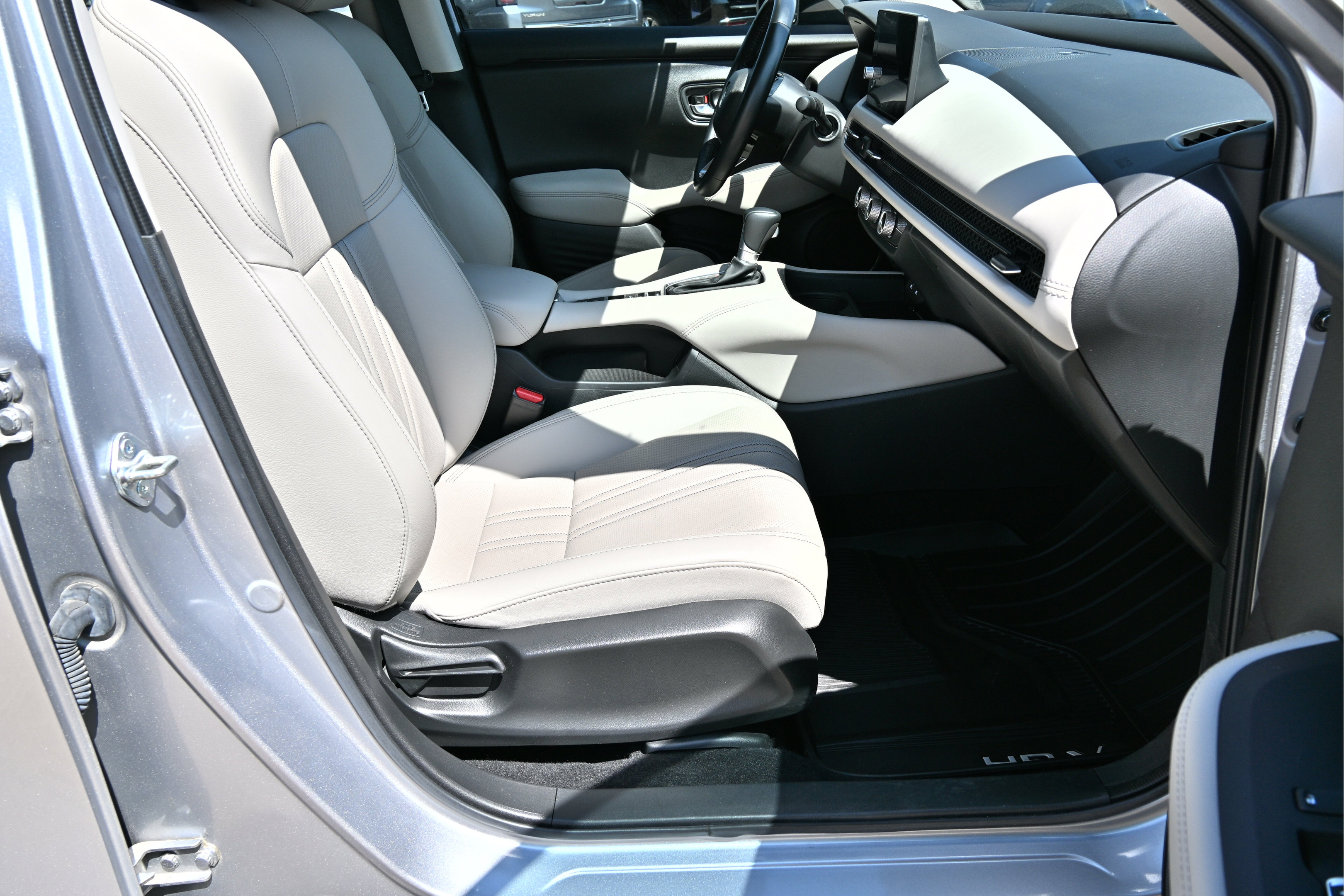 Certified 2026 Honda HR-V EX-L image 12