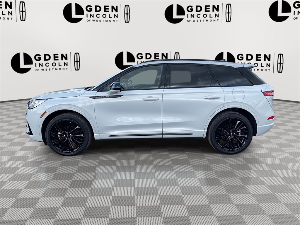 Certified 2025 Lincoln Corsair Reserve w/ Equipment Group 202A image 5