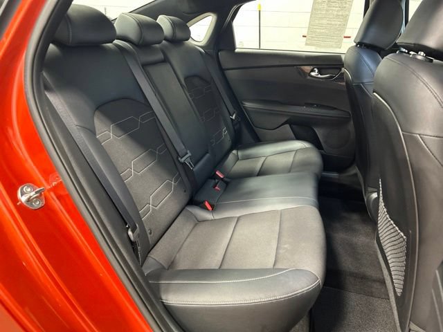 Used 2024 Kia Forte GT-Line w/ GT-Line Premium Package FWD image 17