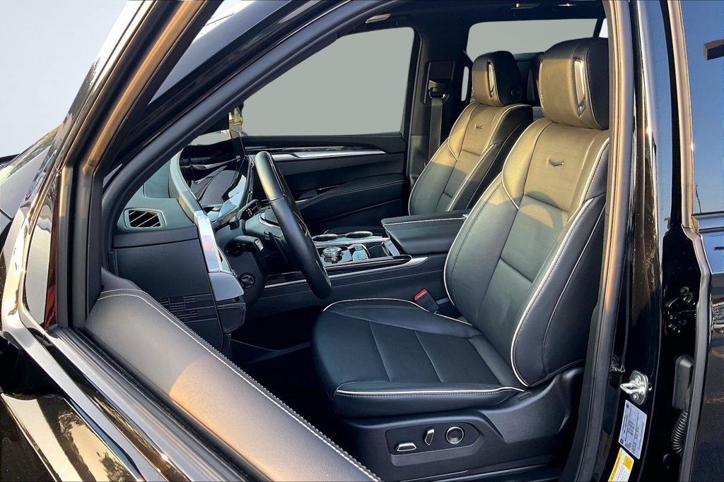 Used 2026 Cadillac Escalade Sport w/ Touring Package AWD/4WD image 22