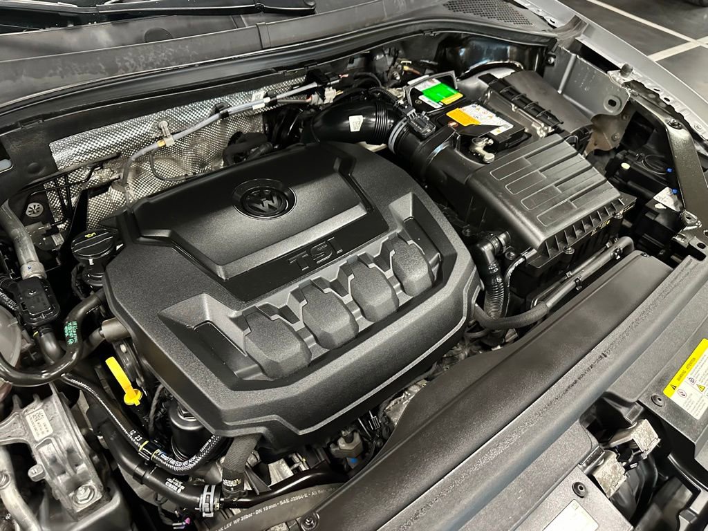 Used 2022 Volkswagen Tiguan SE FWD image 34