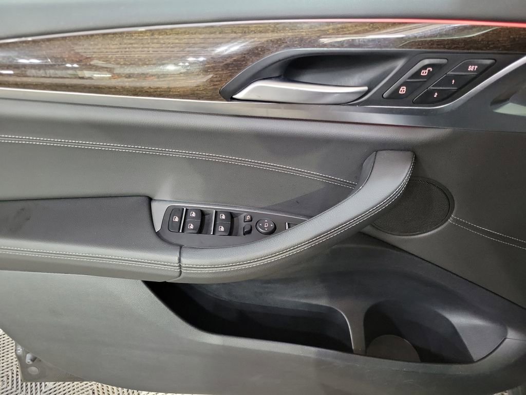 Used 2018 BMW X3 xDrive30i AWD/4WD image 14