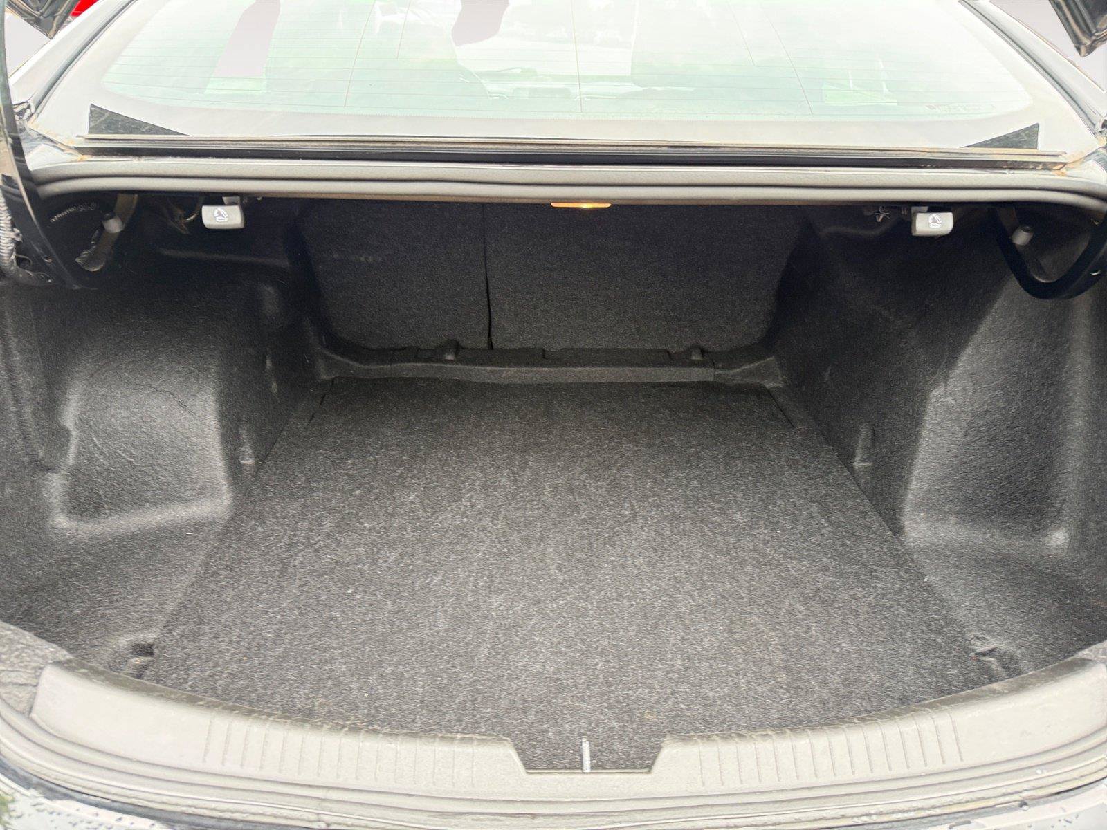 Used 2024 Chevrolet Malibu LT FWD image 20