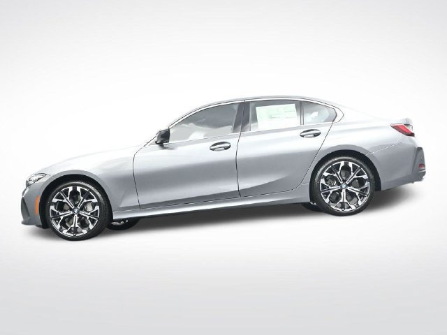 New 2026 BMW 330i xDrive Sedan w/ Premium Package AWD/4WD image 37