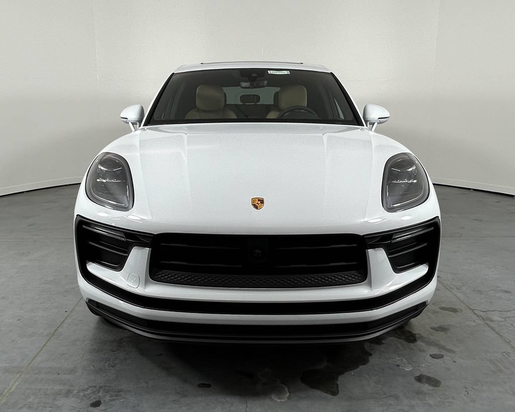 New 2026 Porsche Macan AWD/4WD image 10