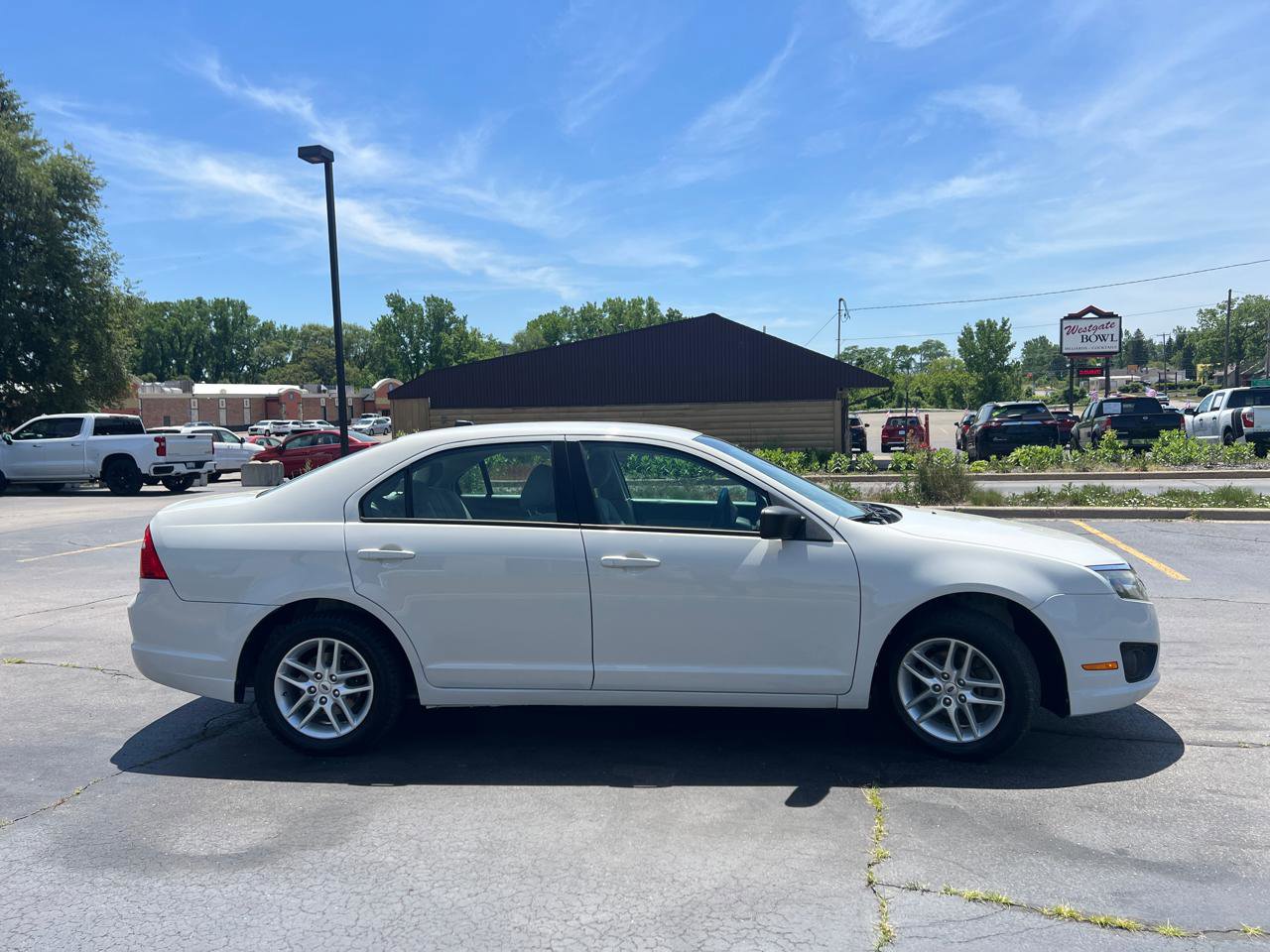 Used 2012 Ford Fusion S FWD image 10