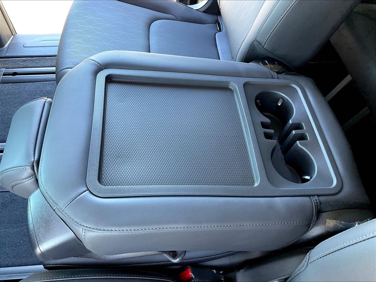 New 2027 Kia Carnival EX FWD image 27