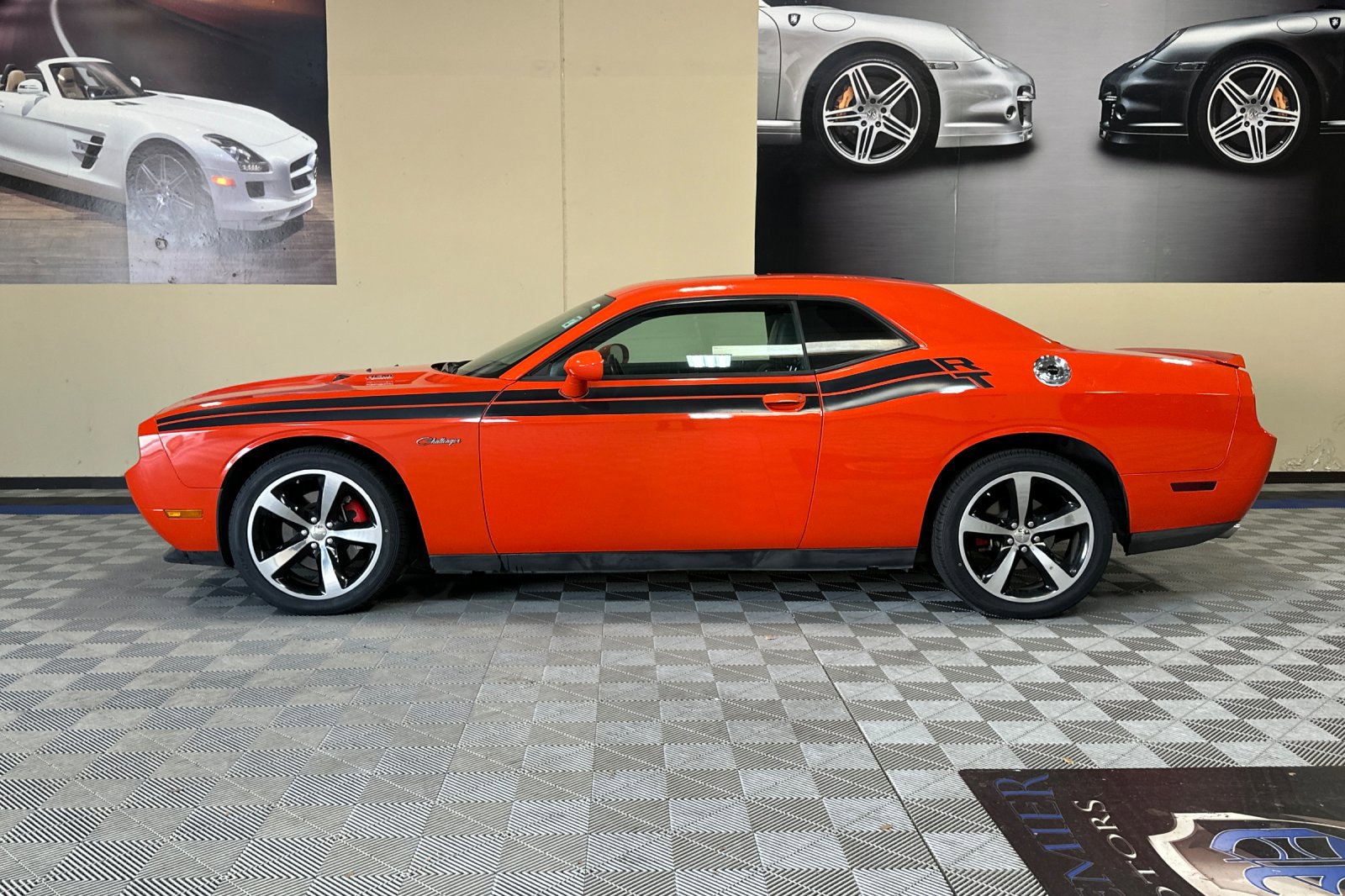 Used 2013 Dodge Challenger R/T image 7