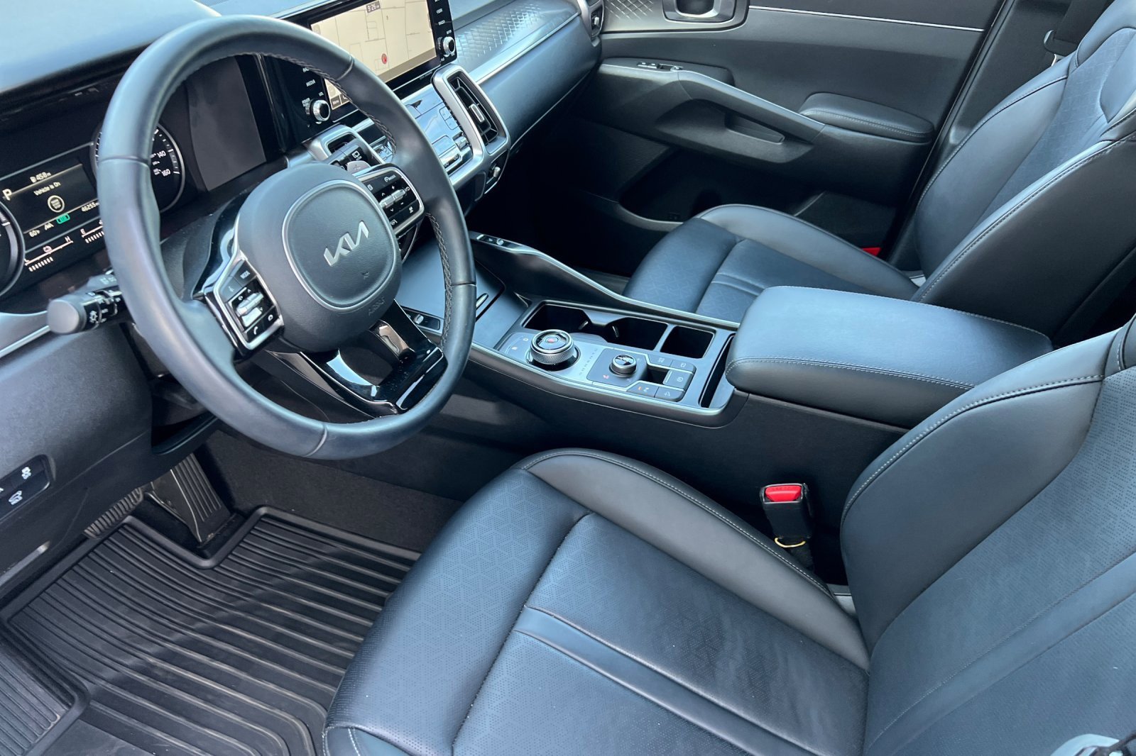 Used 2024 Kia Sorento EX image 7