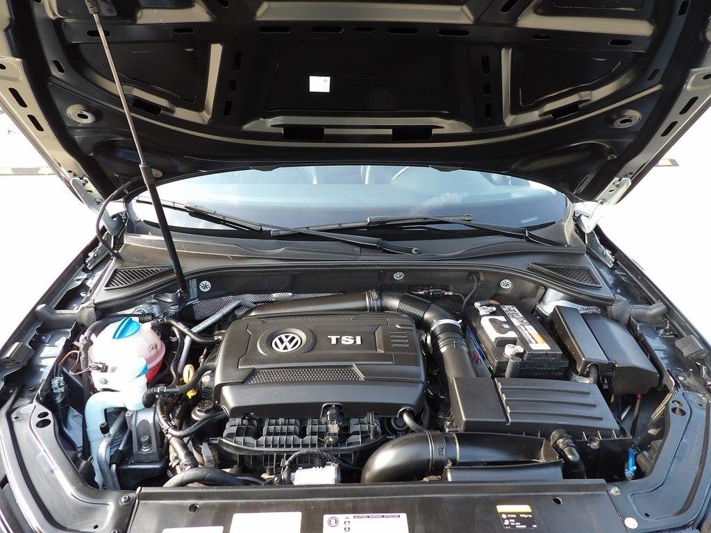 Used 2017 Volkswagen Passat 1.8T SEL Premium FWD image 35