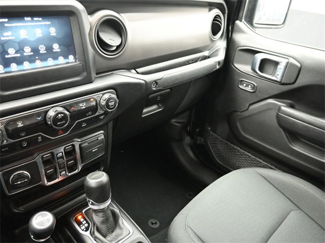 Used 2022 Jeep Gladiator Sport image 28