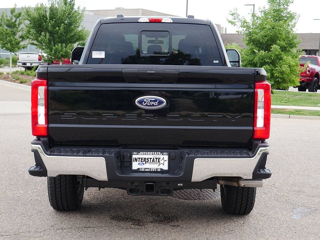 New 2026 Ford F350 XLT AWD/4WD image 4